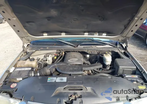 2004 Chevrolet Suburban 1500 Ls from USA, damaged, VIN 3GNFK16T44G301083